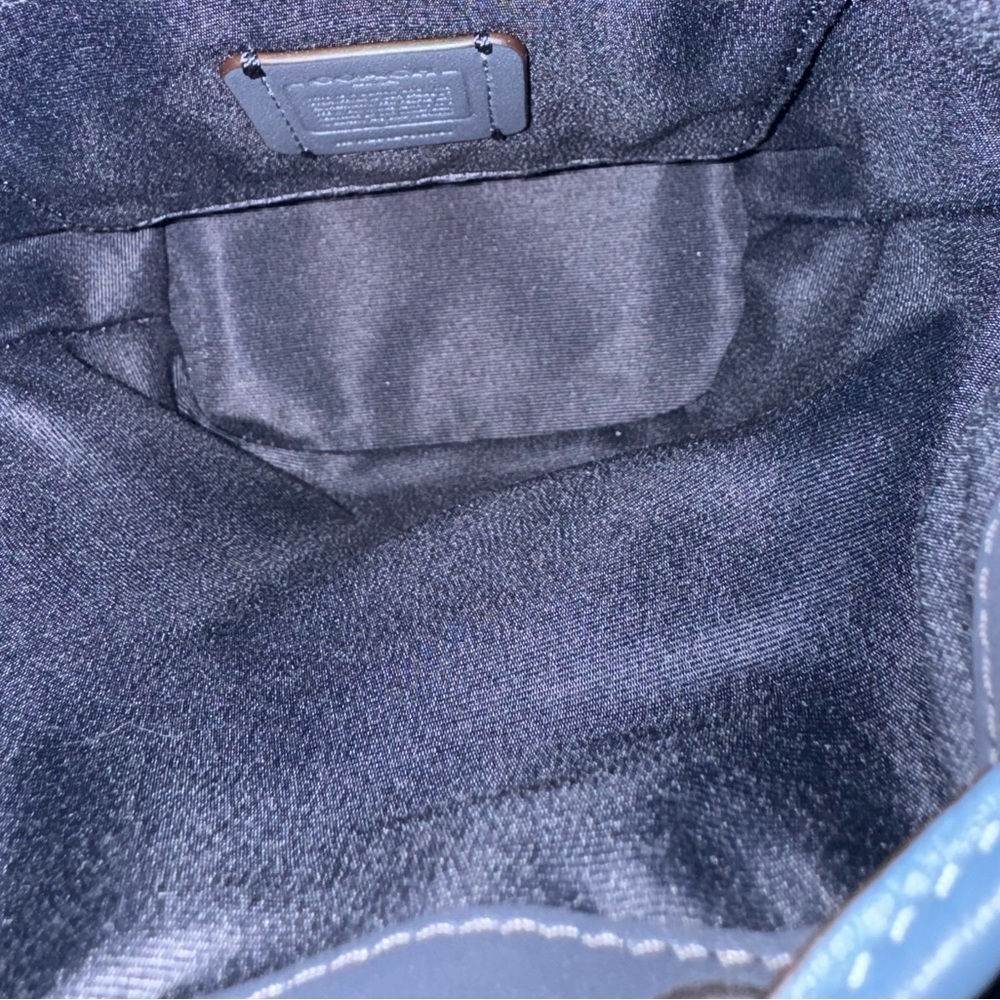 Coach light blue bucket bag
NWT prestine condition
Original price $328 - Picture 5 of 6